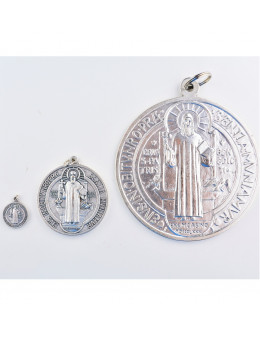 Médaille Saint Benoit métal