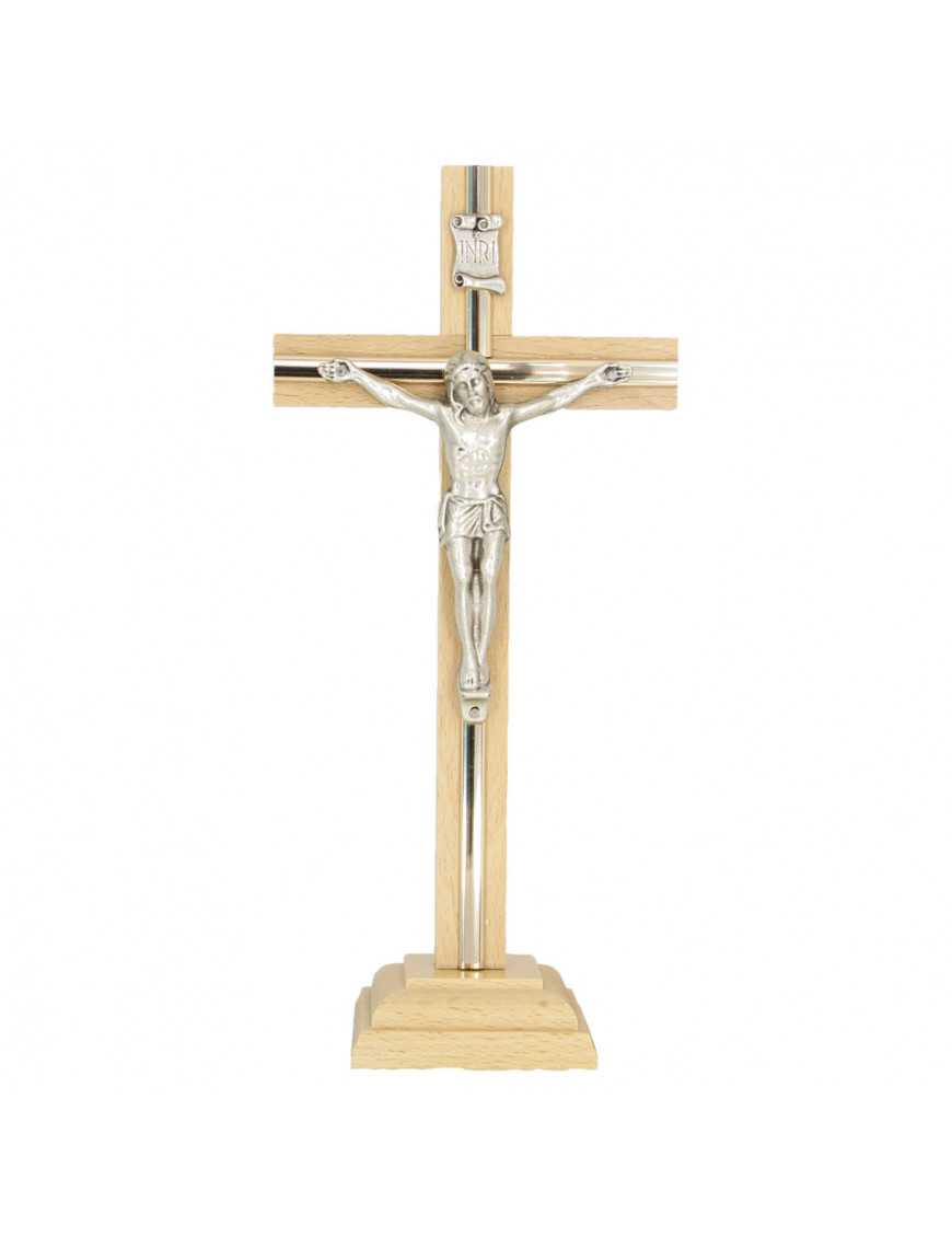 Croix sur socle avec Christ métal 32cm clair Croix sur socle avec Christ métal 32cm clair