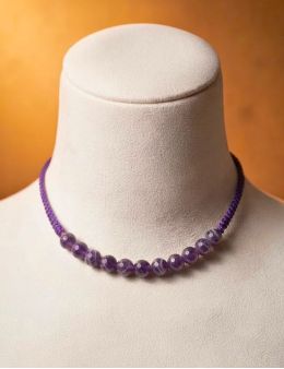Collier macramé avec perles facettées Améthyste