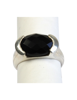 Bague argent pierre facettée