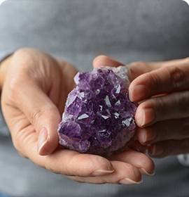 Tout savoir sur l’utilisation des pierres, cristaux et minéraux